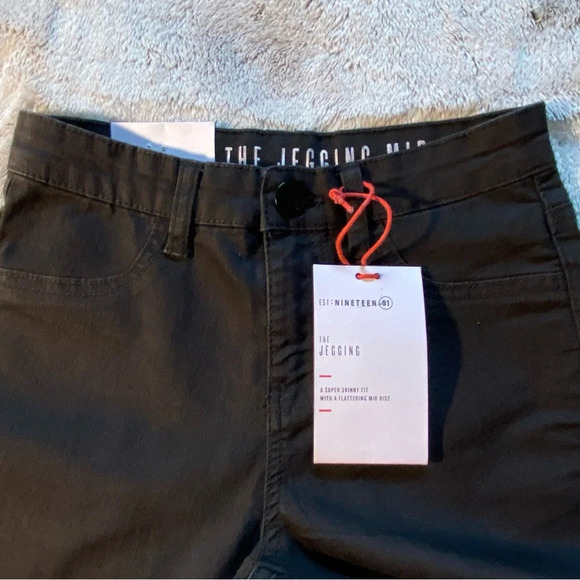 Cotton On Nineteen91 The Jegging Midrise Super Skinny Size 4 NWT - Picture 5 of 10